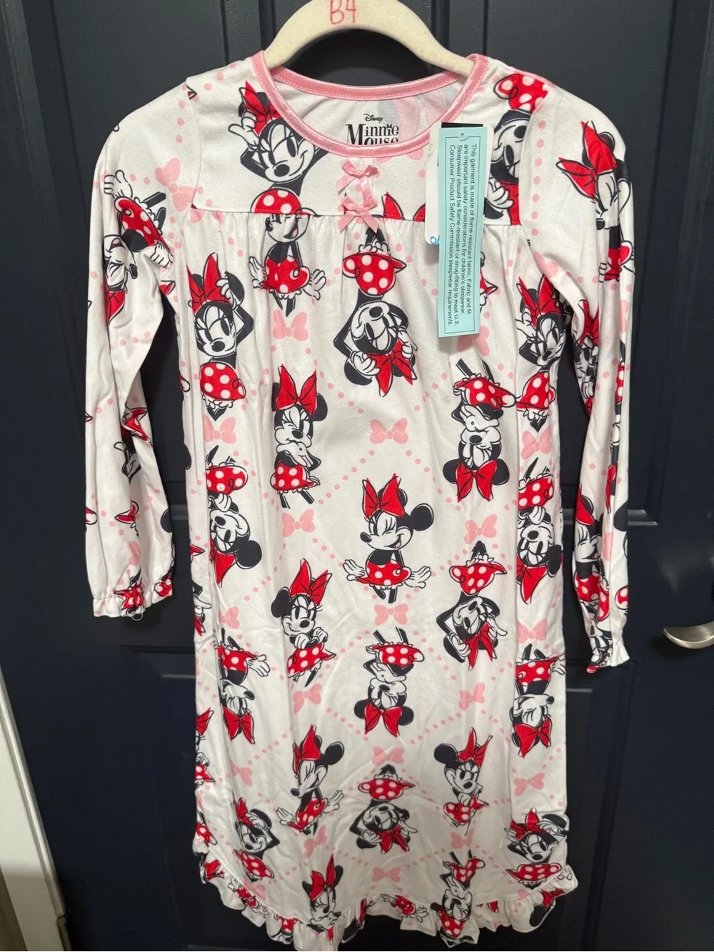 Disney Minnie Mouse Printed Sleep Top in Black and White
